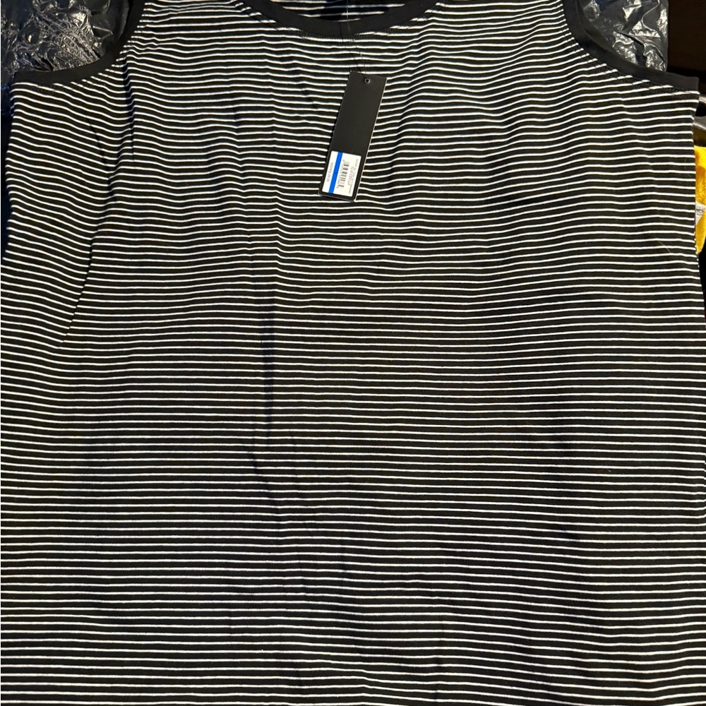 Jones ny signature Black and White Striped Sleeveless Top